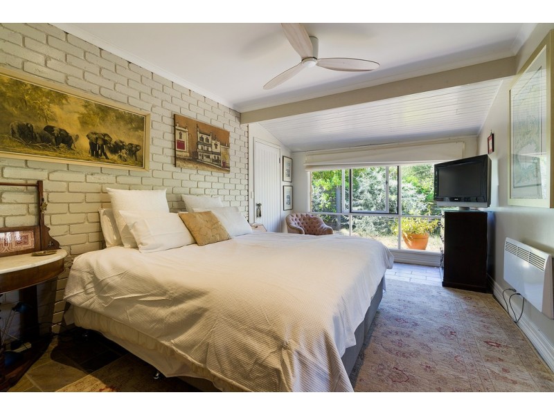 68 Allans Road, Maldon VIC 3463