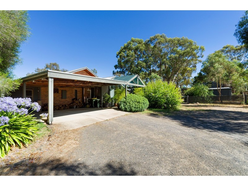 68 Allans Road, Maldon VIC 3463