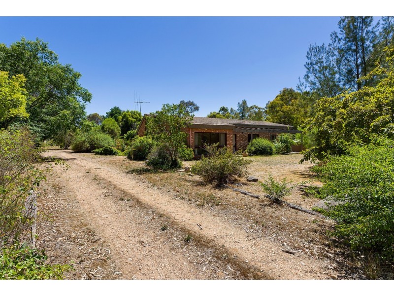 74 Allans Road, Maldon VIC 3463