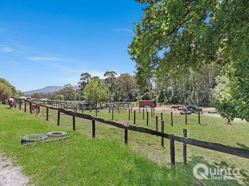 9 Edward St, Wesburn VIC 3799