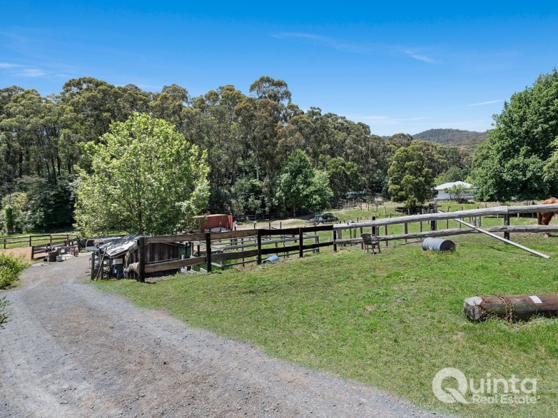 9 Edward St, Wesburn VIC 3799