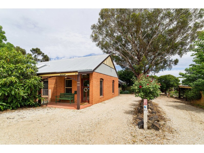 35 Reef Street, Maldon VIC 3463