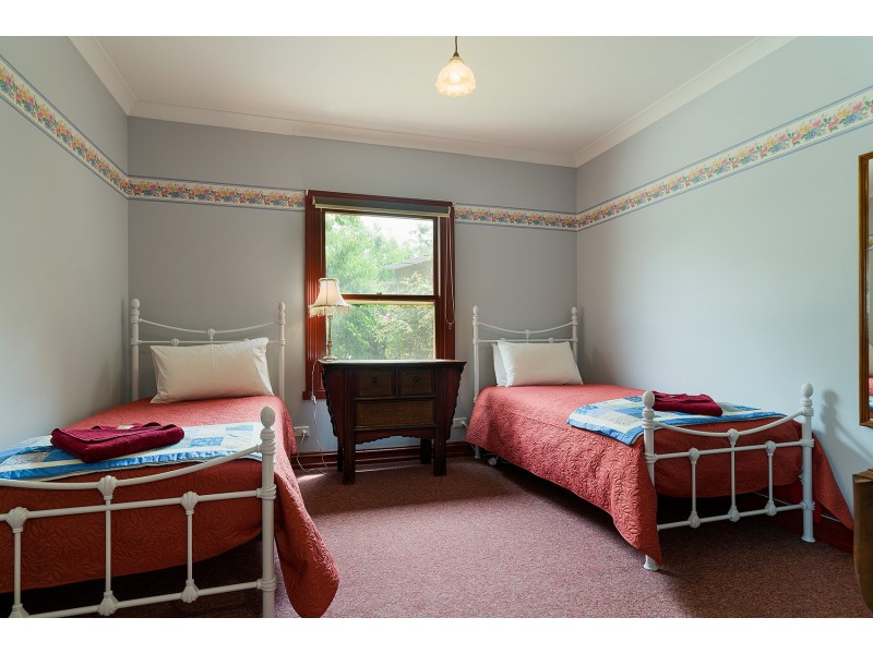 35 Reef Street, Maldon VIC 3463