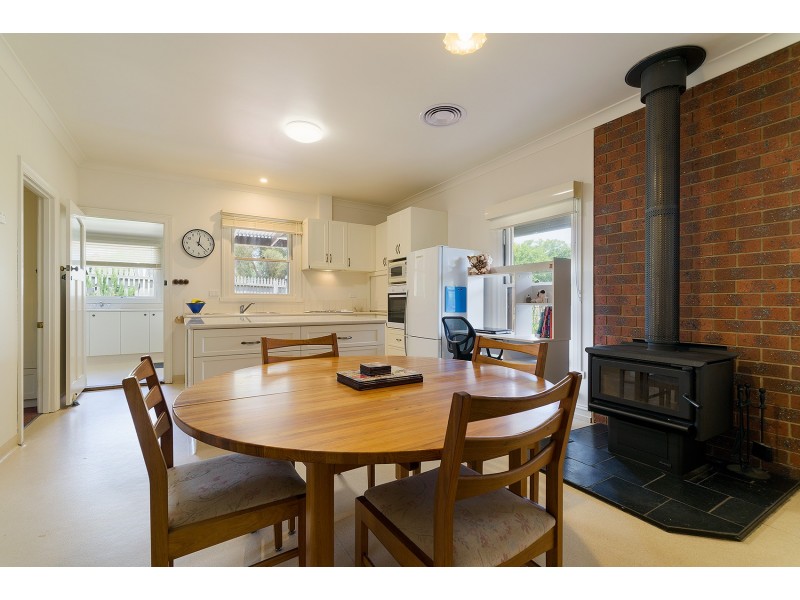 35 Reef Street, Maldon VIC 3463