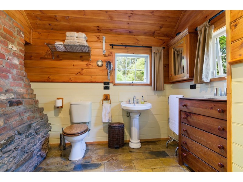 86 South German Road, Maldon VIC 3463