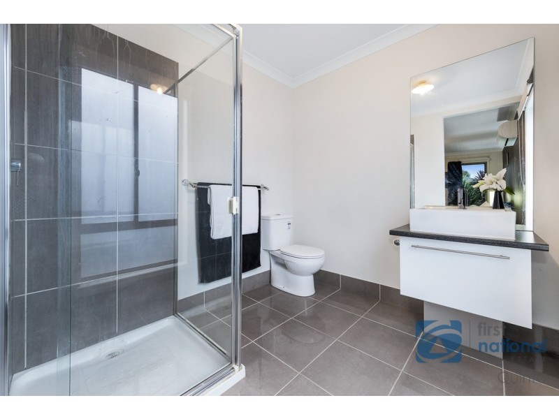 11 Breakwater Drive, Doreen VIC 3754