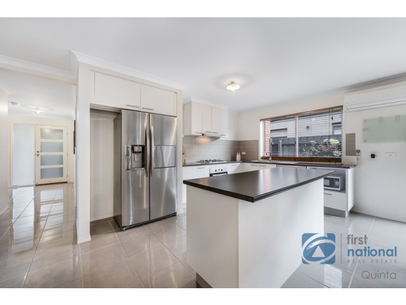 11 Breakwater Drive, Doreen VIC 3754