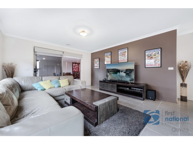 11 Breakwater Drive, Doreen VIC 3754