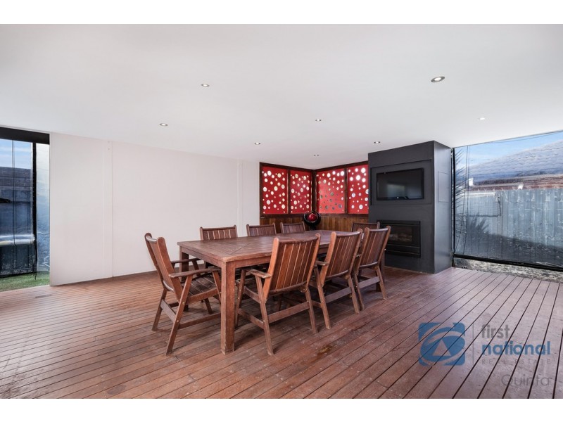 11 Breakwater Drive, Doreen VIC 3754