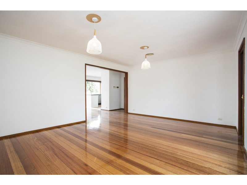 898 Ballarat Road, Deer Park VIC 3023