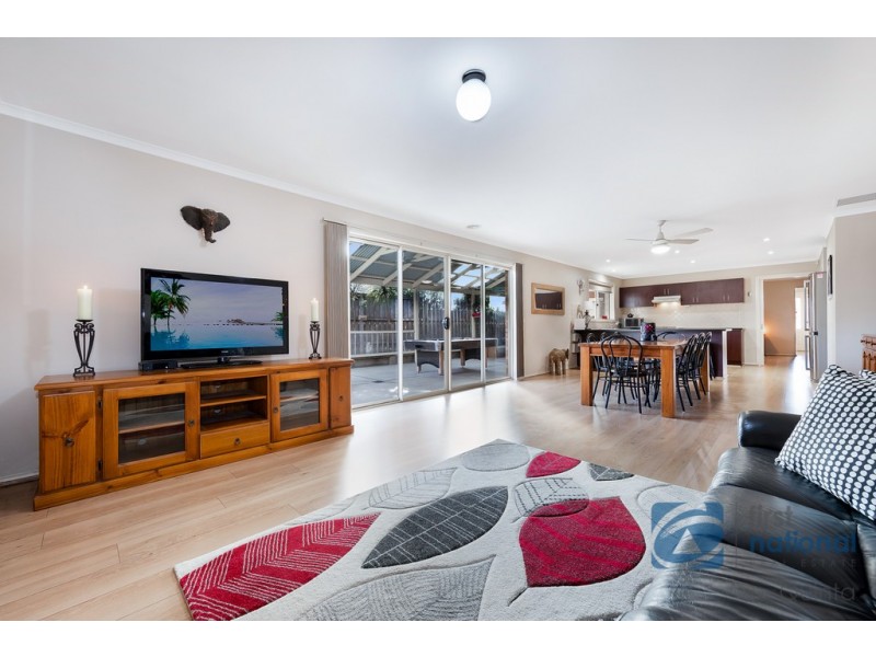 80 Pepperbush Circuit, Cranbourne VIC 3977