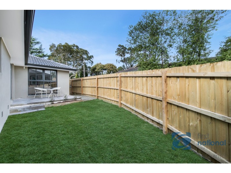 1/2 Coonawarra Drive, Vermont South VIC 3133