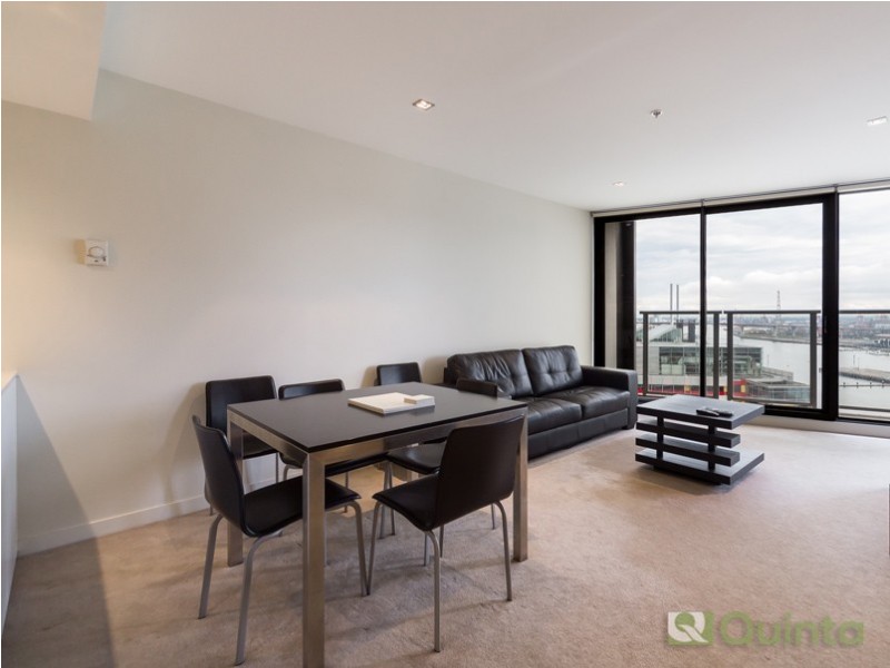 1703/100 Harbour Esplanade, Docklands VIC 3008