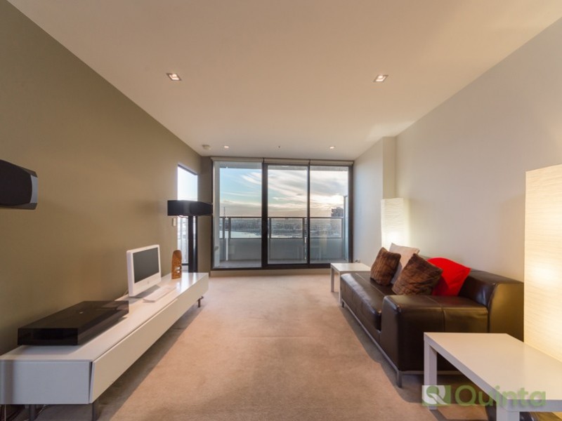 1704/100 Harbour Esplanade, Docklands VIC 3008