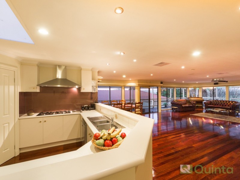 90 Justin Circuit, Hampton Park VIC 3976