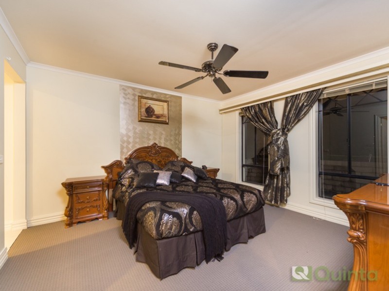 90 Justin Circuit, Hampton Park VIC 3976