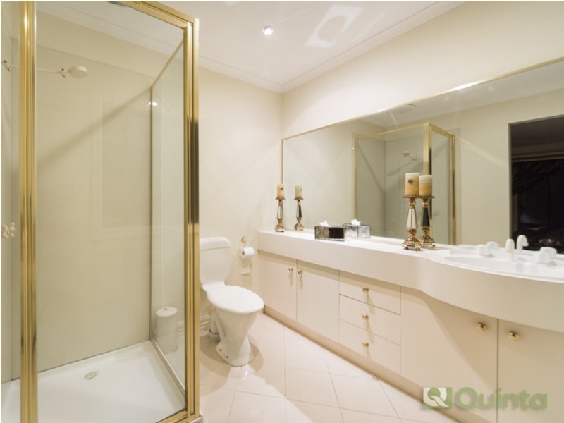 90 Justin Circuit, Hampton Park VIC 3976