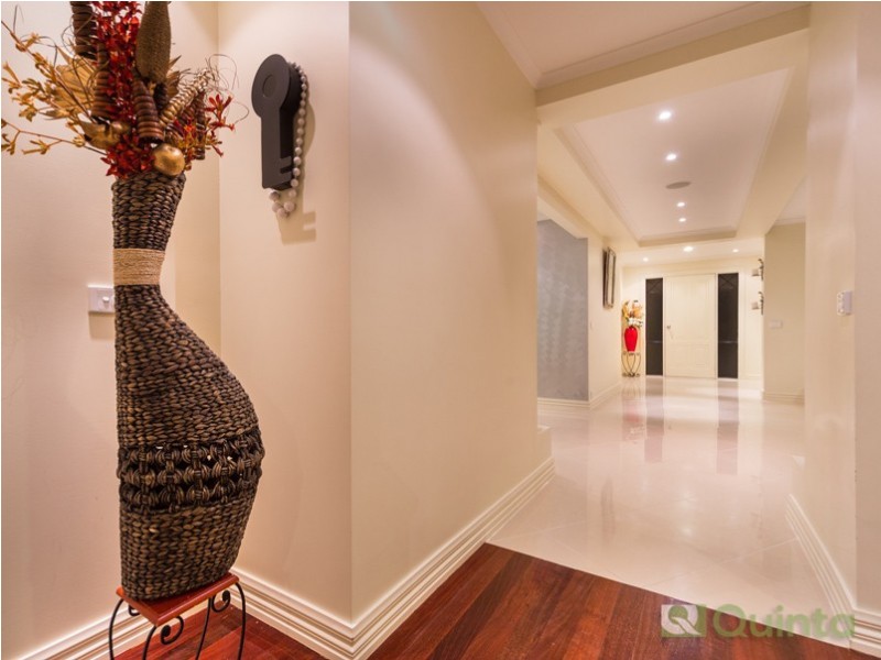 90 Justin Circuit, Hampton Park VIC 3976