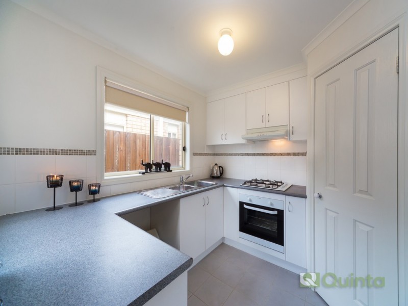 10/21-31 Parman Avenue, Pakenham VIC 3810