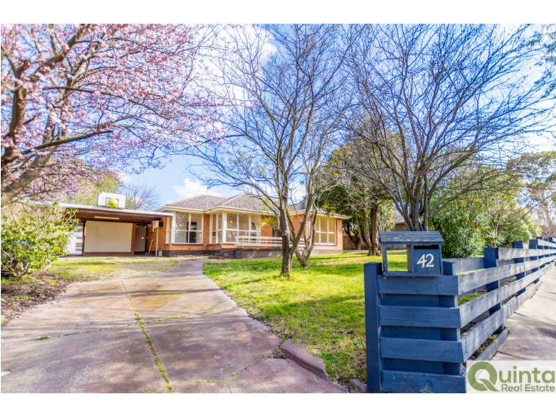 42 Ireland Avenue, Wantirna South VIC 3152