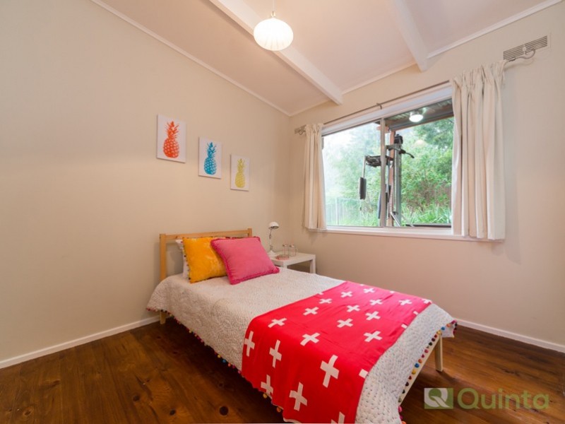 17 Warrawee Road, Mount Evelyn VIC 3796