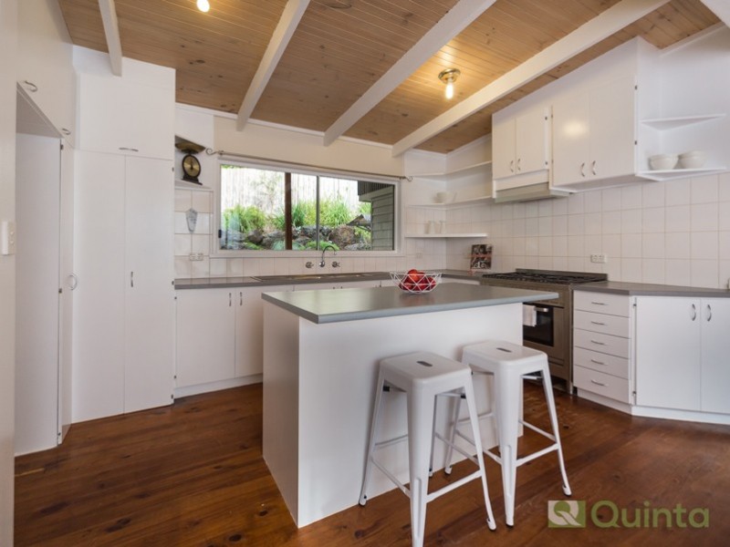 17 Warrawee Road, Mount Evelyn VIC 3796