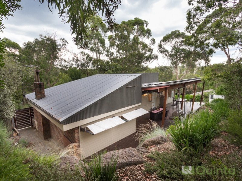 17 Warrawee Road, Mount Evelyn VIC 3796