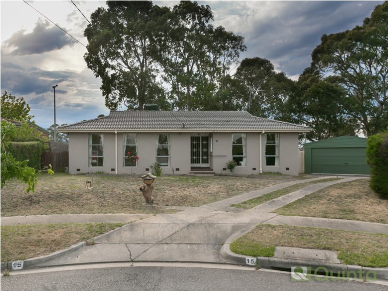 15 Bellvue Court, Hampton Park VIC 3976