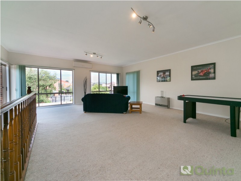 31 Collendina Cres, Scoresby VIC 3179