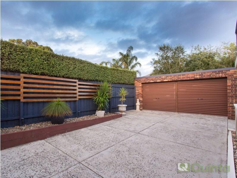 31 Collendina Cres, Scoresby VIC 3179
