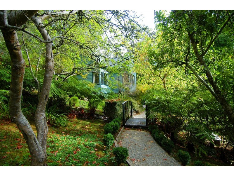 81 The Crescent, Sassafras VIC 3787