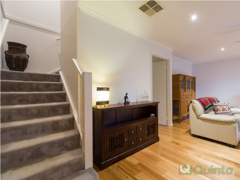13/114 Warren Road, Mordialloc VIC 3195
