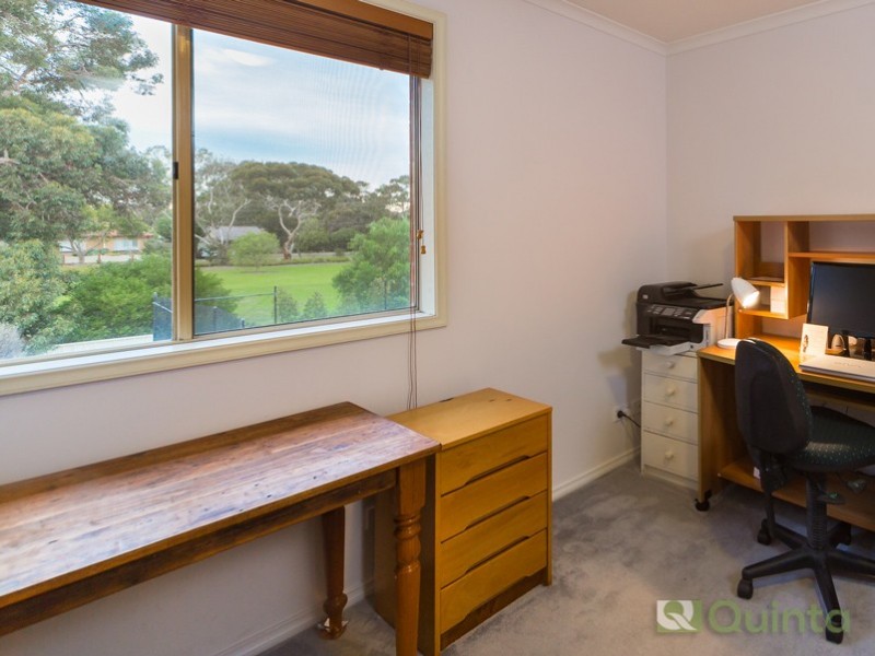 13/114 Warren Road, Mordialloc VIC 3195