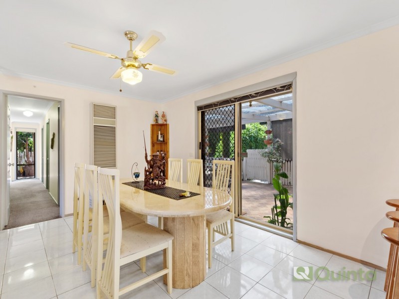 8 Kendari Court, Hampton Park VIC 3976