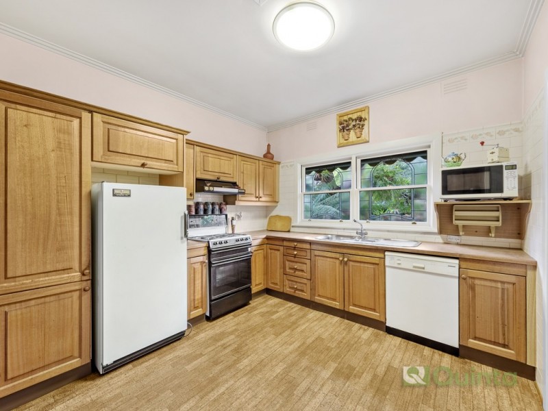 5 Boyd Street, Blackburn South VIC 3130