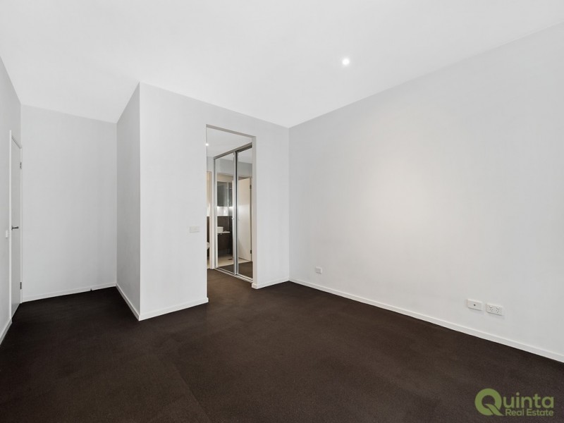 304/337 Stud Road, Wantirna South VIC 3152