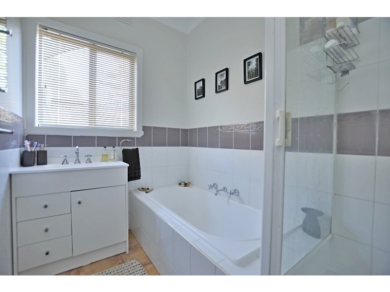 1/18 Betula Avenue, Nunawading VIC 3131