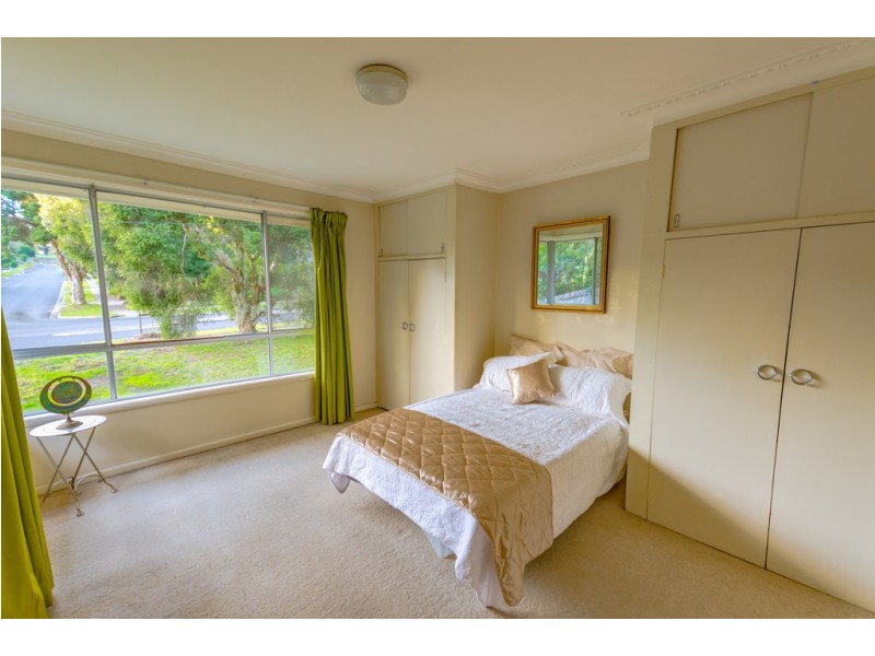 64 Darvall Street, Donvale VIC 3111