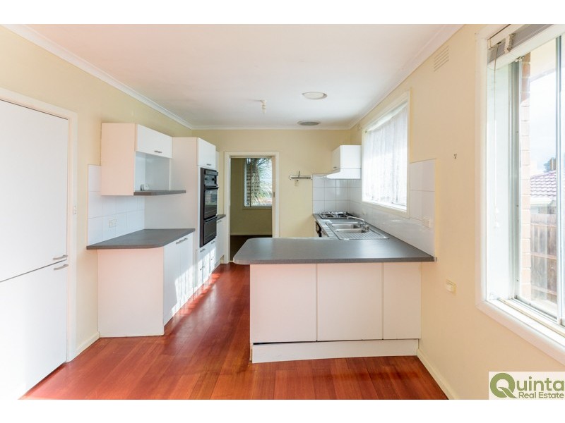 9 Hawk Street, Doncaster East VIC 3109