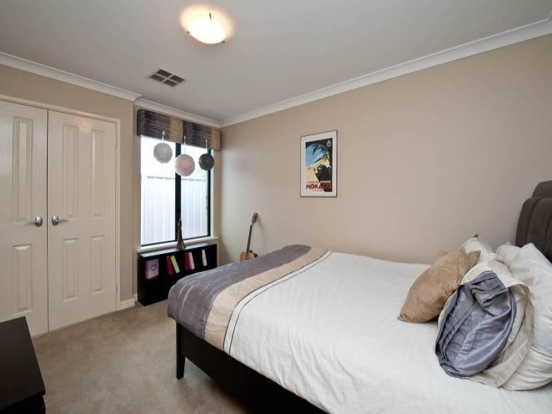 13 Mallee Way, Gwelup WA 6018