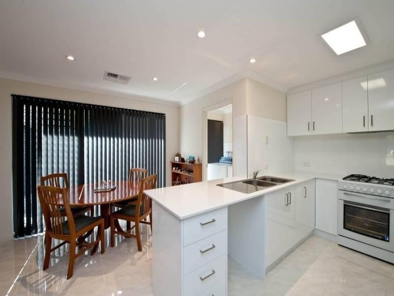 9A Woodchester Road, Nollamara WA 6061