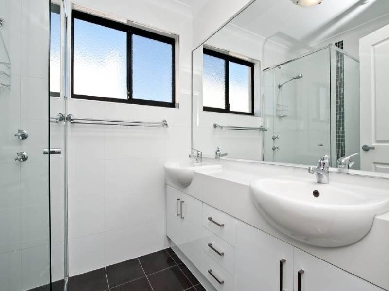 9A Woodchester Road, Nollamara WA 6061