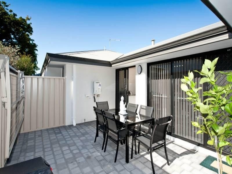 9A Woodchester Road, Nollamara WA 6061