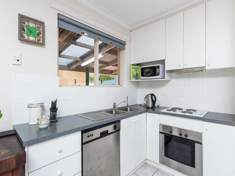 43 Flinders Avenue, Hillarys WA 6025