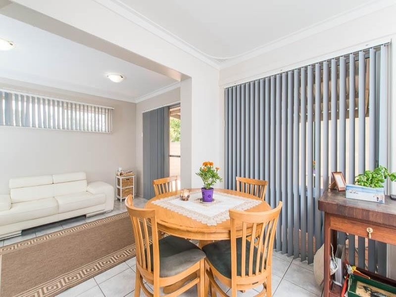 43 Flinders Avenue, Hillarys WA 6025