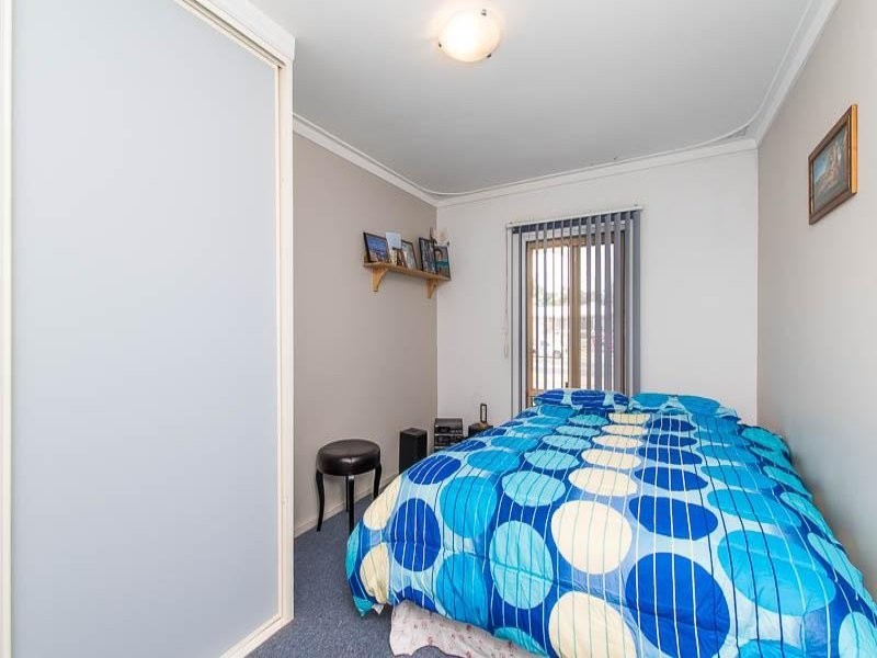 43 Flinders Avenue, Hillarys WA 6025