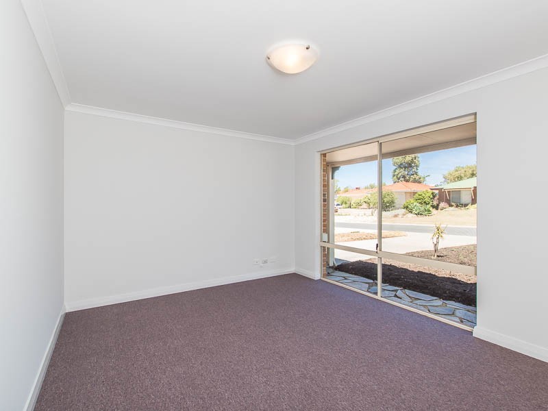 8 Wales Court, Clarkson WA 6030