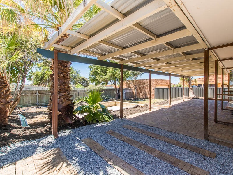 8 Wales Court, Clarkson WA 6030
