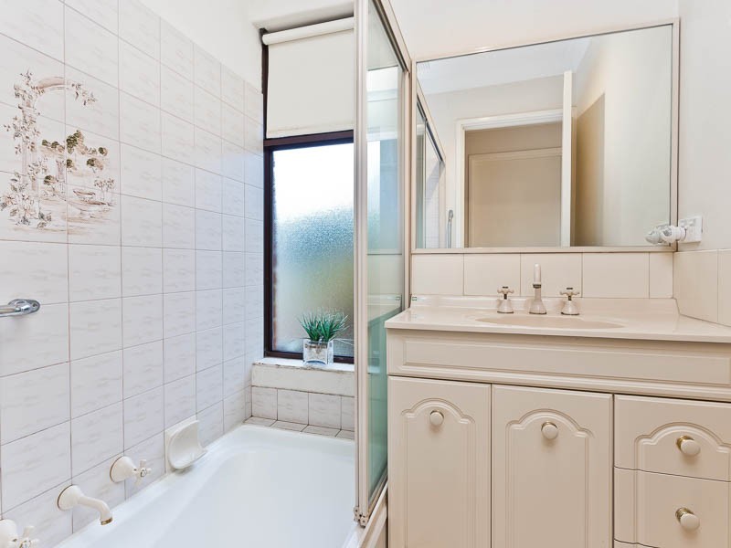 43 Milstead Way, Marangaroo WA 6064