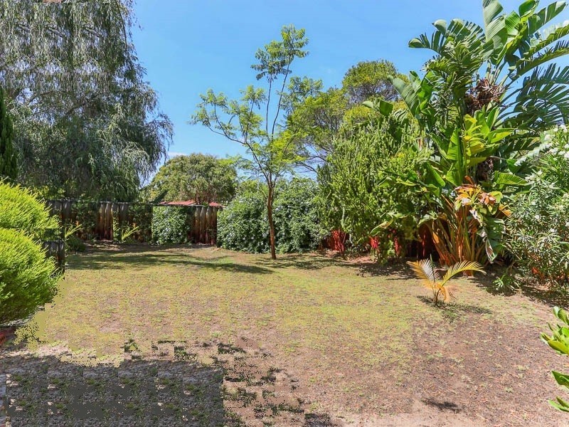 43 Milstead Way, Marangaroo WA 6064